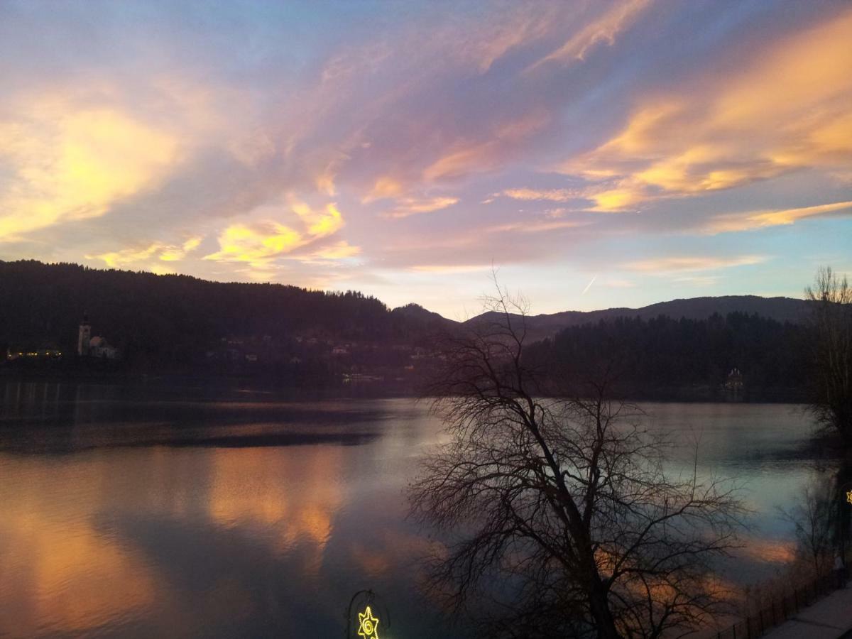 Pletna View Apartmán *